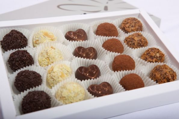 Набор шоколадных конфет2( ассорти).jpg